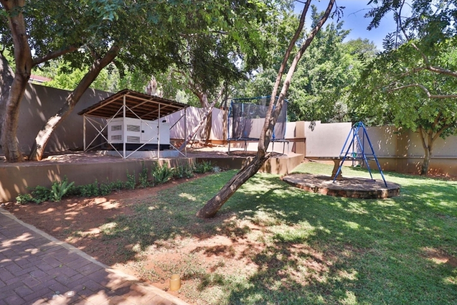 5 Bedroom Property for Sale in Protea Park North West